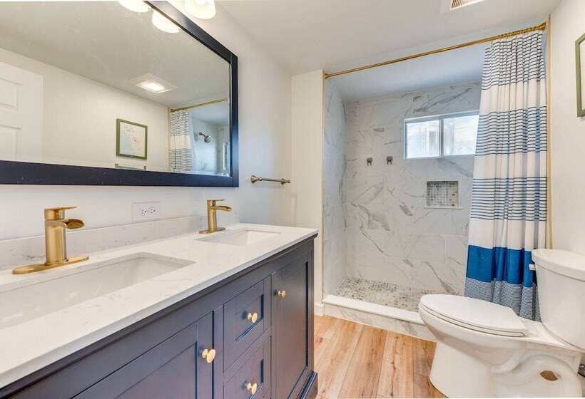 Beautiful Wells Cottage: Steps To Moody Beach!