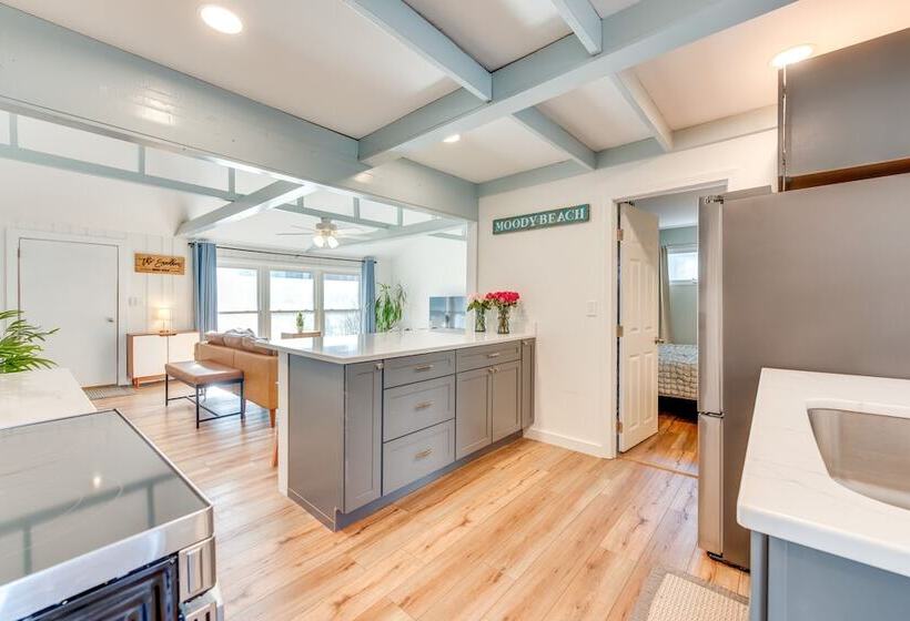 Beautiful Wells Cottage: Steps To Moody Beach!