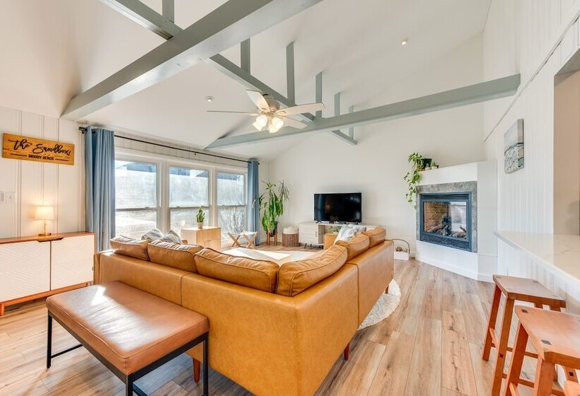 Beautiful Wells Cottage: Steps To Moody Beach!