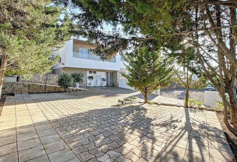 צימר Aparts & Suites Summer Cascade Alvor