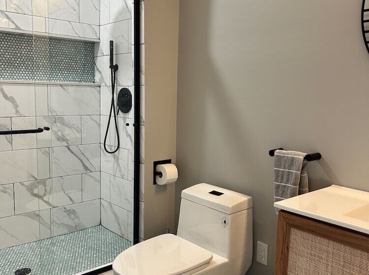 مبيت وإفطار Canandaigua Guesthouse