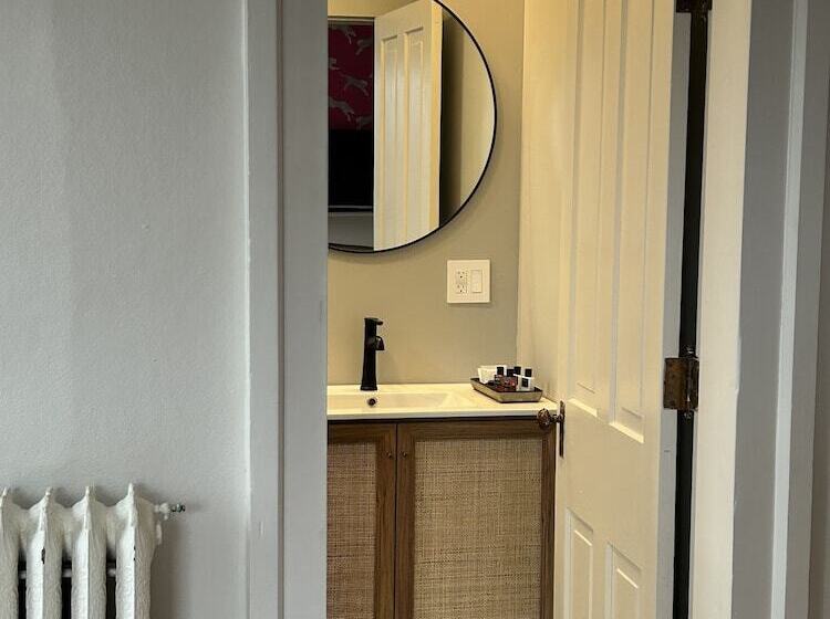 مبيت وإفطار Canandaigua Guesthouse