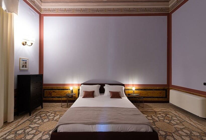 צימר Palazzo Francesco Grassi Luxury Rooms