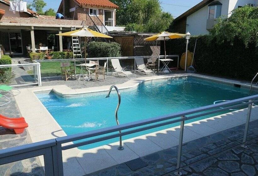 Bed and Breakfast Posada Bernie's