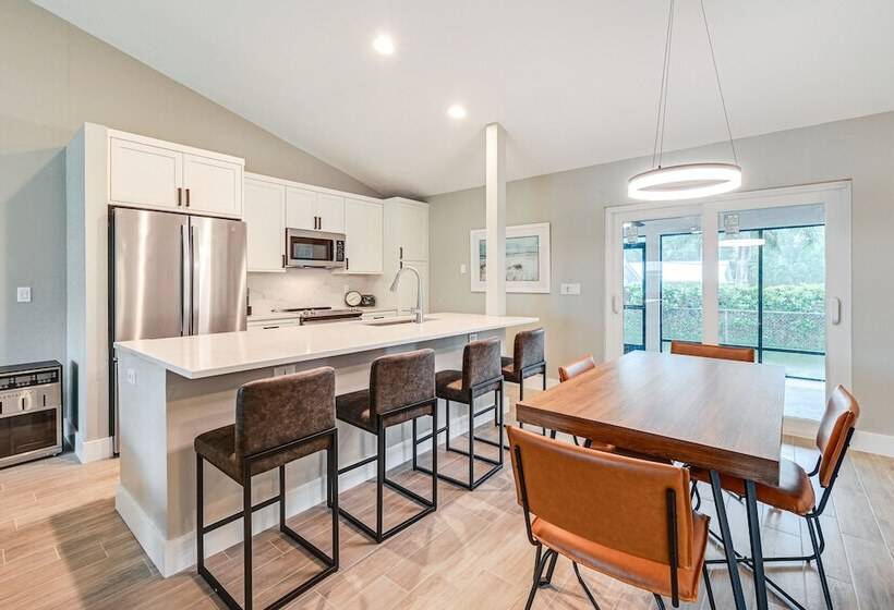 Bonita Springs Beach House < 2 Mi To Ocean!