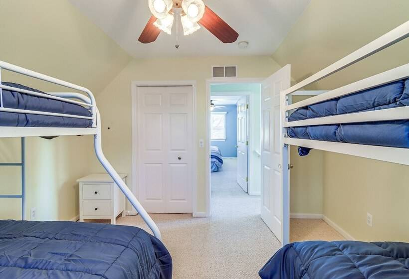 Brooklyn Cottage W/ Dock Steps To Wamplers Lake!