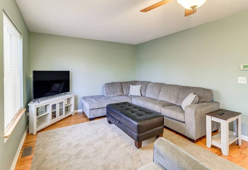 Brooklyn Cottage W/ Dock Steps To Wamplers Lake!