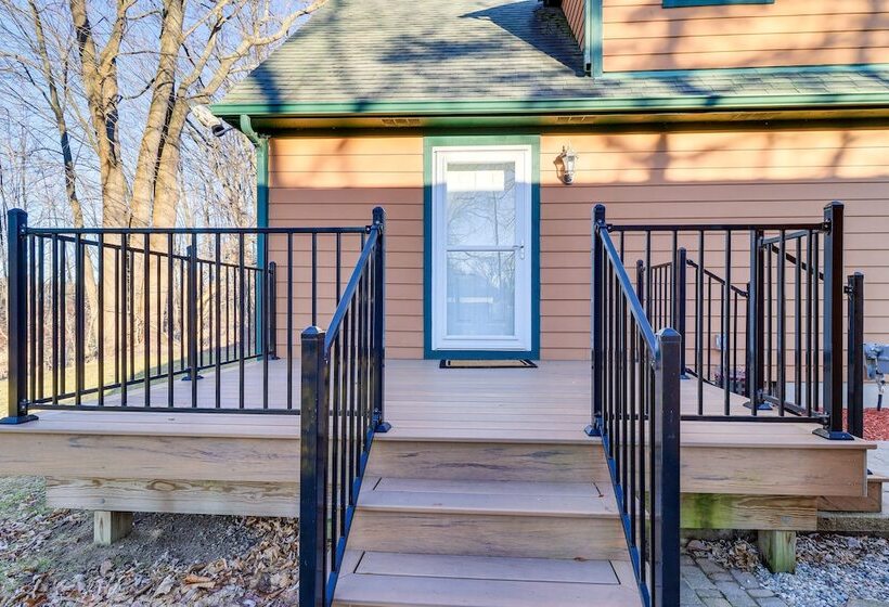 Brooklyn Cottage W/ Dock Steps To Wamplers Lake!