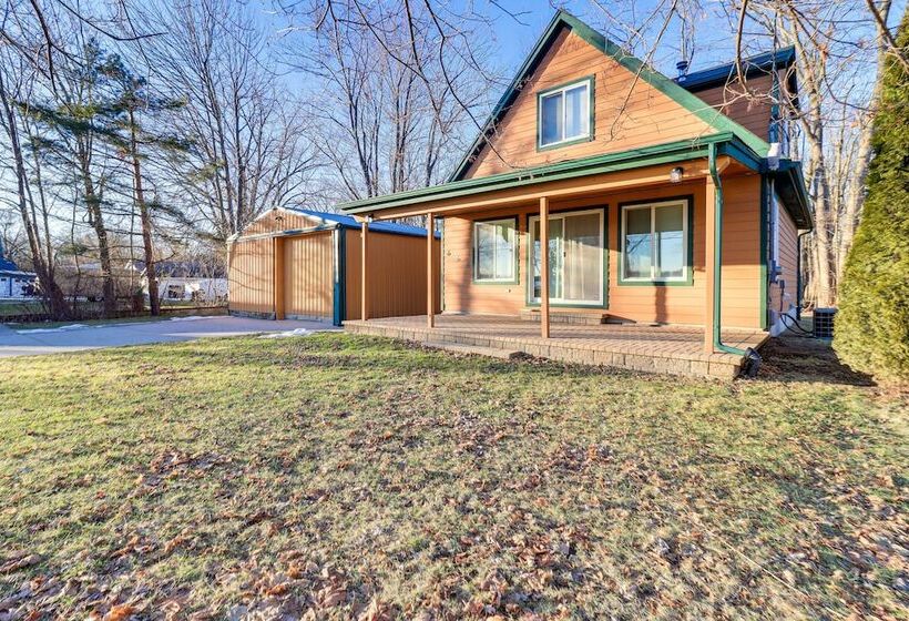 Brooklyn Cottage W/ Dock Steps To Wamplers Lake!
