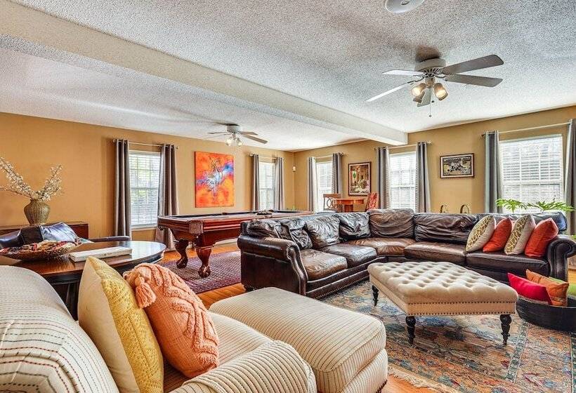 Charleston Home: Game Room, Large Deck & 2 Grills!