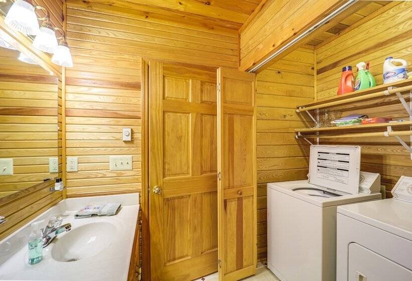 Charming Boone Cabin < 9 Mi To Appalachian Ski Mtn