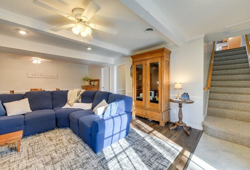 Charming Emporia Home W/ Deck & Patio!