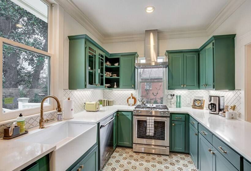 1 Mi To Downtown Tyler: Historic Home W/ Porch!