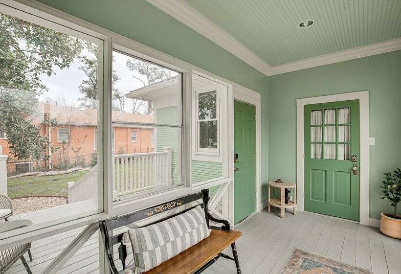 1 Mi To Downtown Tyler: Historic Home W/ Porch!