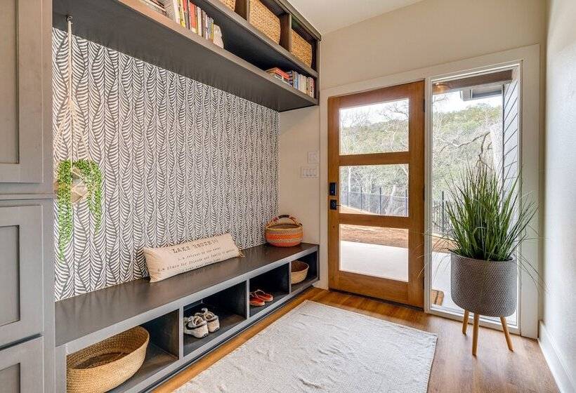 Chic Burnet Home On Lake Buchanan W/ 2 Fireplaces!