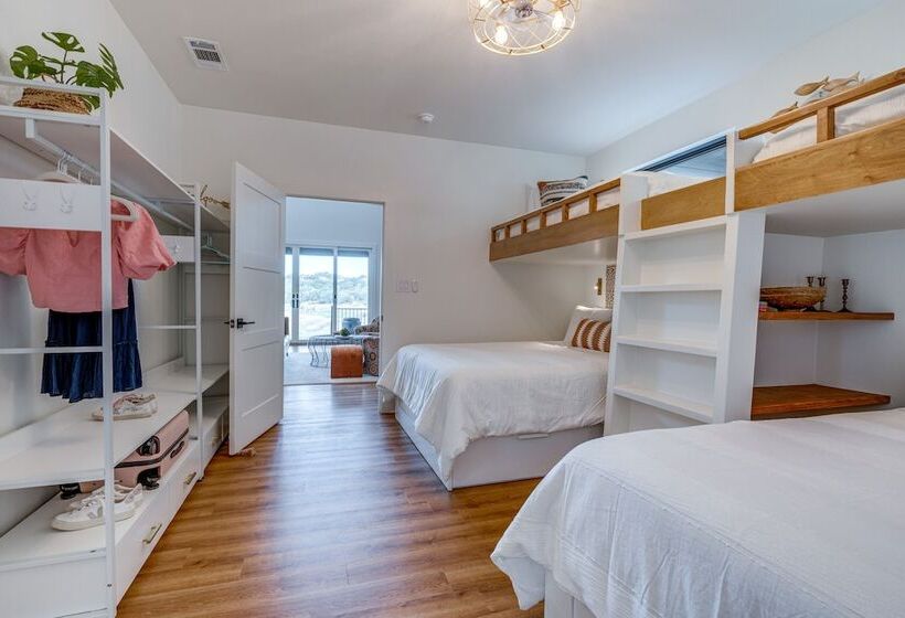 Chic Burnet Home On Lake Buchanan W/ 2 Fireplaces!