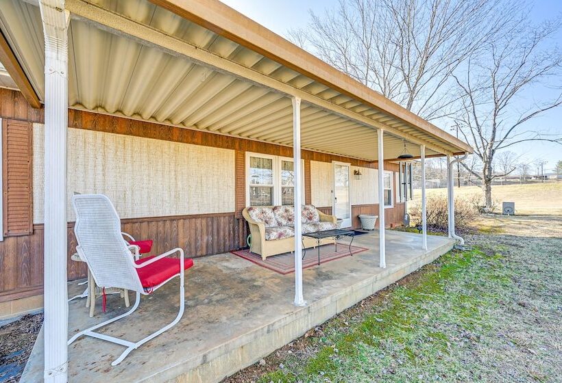 Classic Country Retreat In Ronda On 5 Acres!