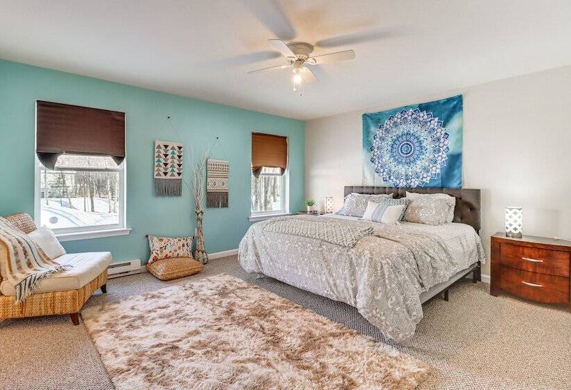 Cozy Albrightsville Home: Community Lake & Beach!