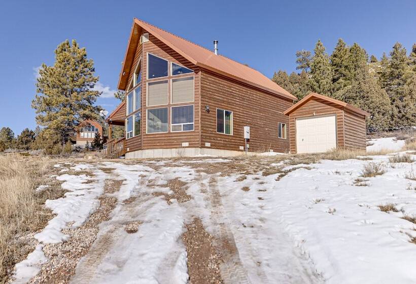 Cozy Duck Creek Village Cabin W/ Hot Tub & Views!