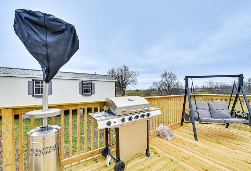 Cozy & Quiet Paint Lick Escape W/ Spa Services!