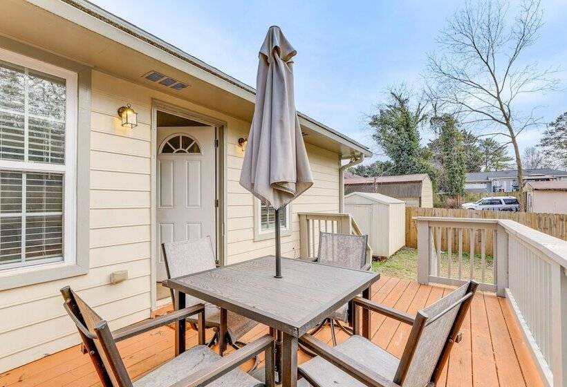 Decatur Home W/ Fire Pit, Near Little Five Points!