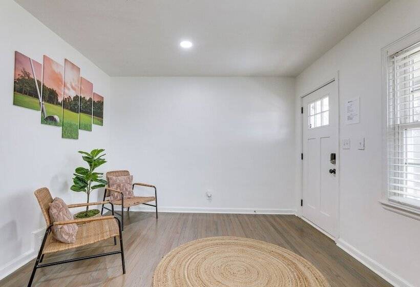 Decatur Home W/ Fire Pit, Near Little Five Points!