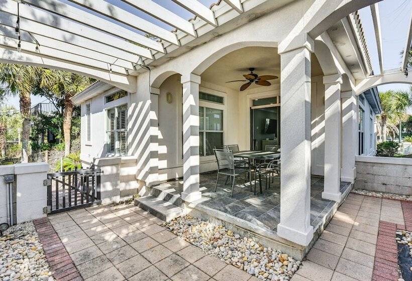 Destin Home W/ Community Pool & Beach Access