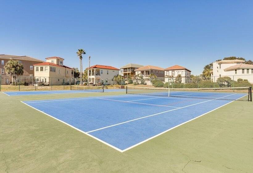 Destin Home W/ Community Pool & Beach Access