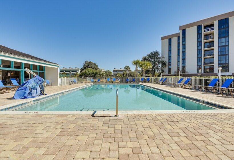 Destin Home W/ Community Pool & Beach Access