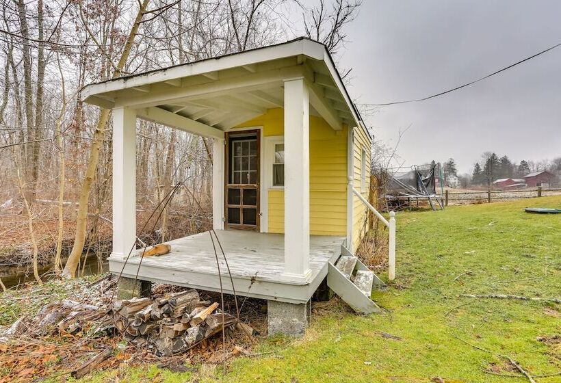 Wantage Getaway W/ Private Pickleball Court!