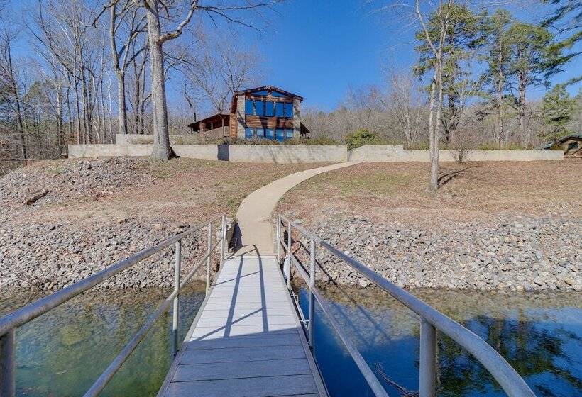 Family Friendly Riverfront Manor On The Little Red