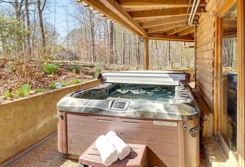 Family Friendly Riverfront Manor On The Little Red