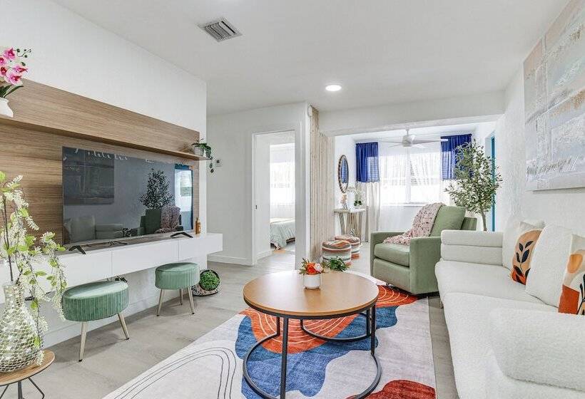 Fort Lauderdale Duplex ~ 6 Mi To Los Olas Beach!