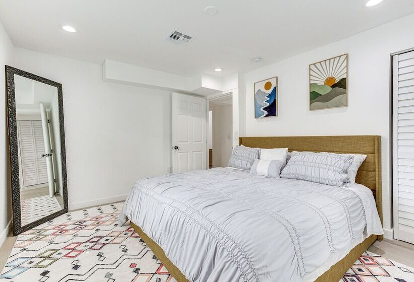 Fort Lauderdale Duplex ~ 6 Mi To Los Olas Beach!