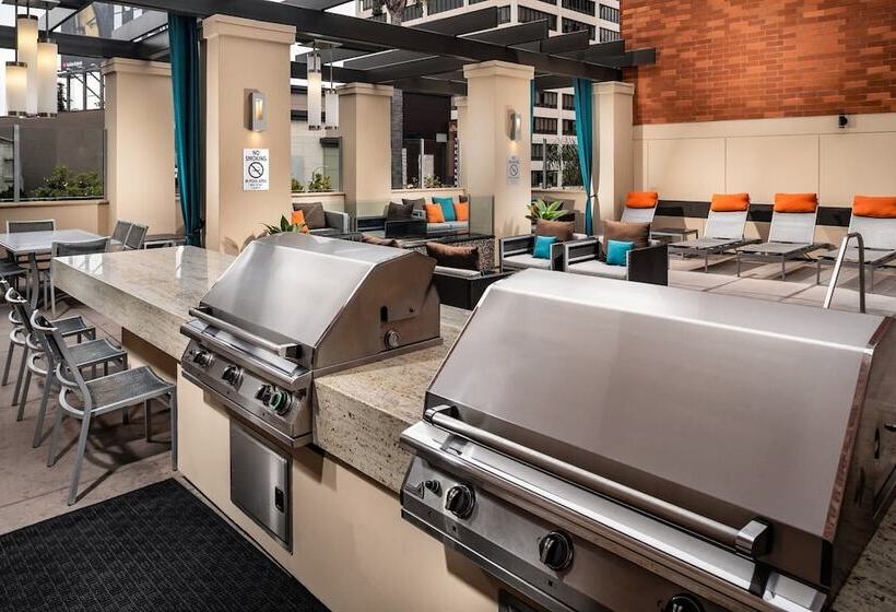 Stayspro   Glamorous Beverlywood Residence