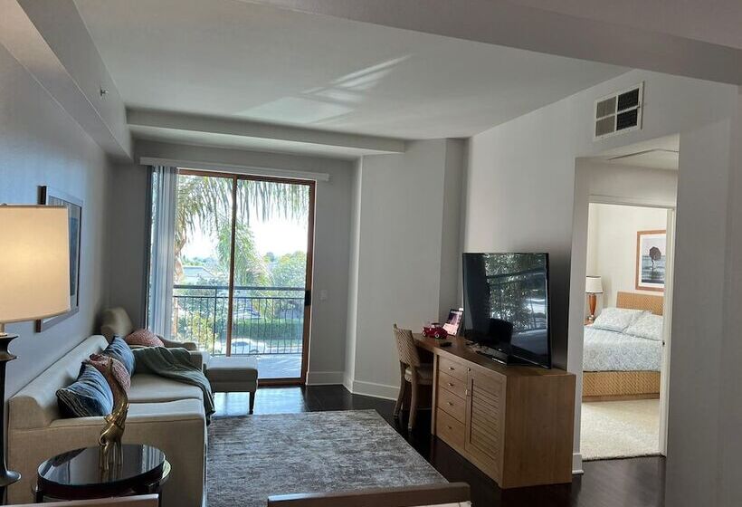 Stayspro   Glamorous Beverlywood Residence