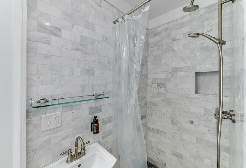 Historic Catskills Farmhouse W/ Panoramic Views!