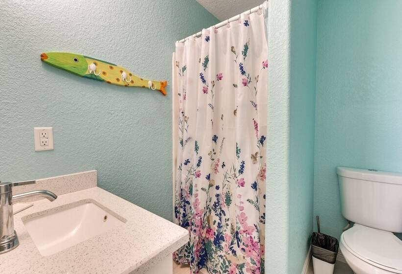 Home W/ Decks & Beach Views: Near Surfside Beach!