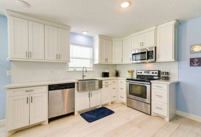 Home W/ Decks & Beach Views: Near Surfside Beach!