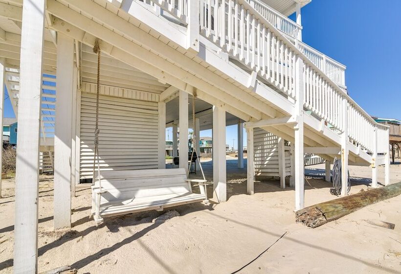 Home W/ Decks & Beach Views: Near Surfside Beach!