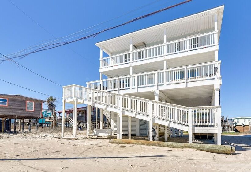Home W/ Decks & Beach Views: Near Surfside Beach!