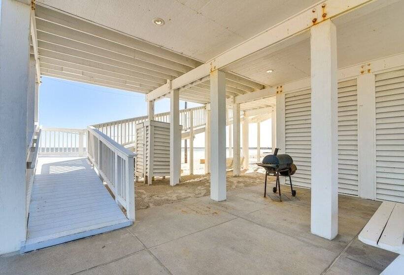 Home W/ Decks & Beach Views: Near Surfside Beach!