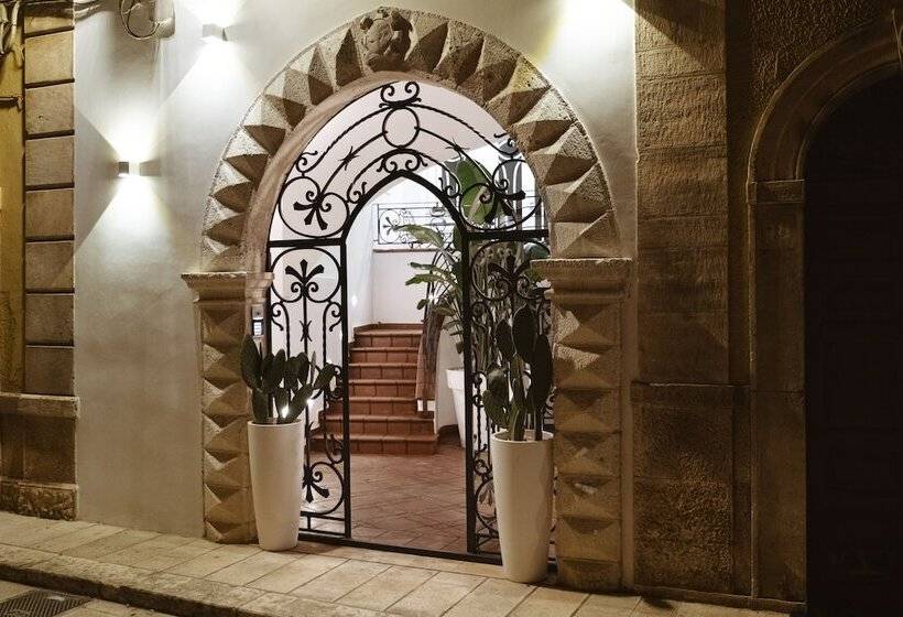 酒店 Albergo Diffuso Dimora Rossi Charme B&b