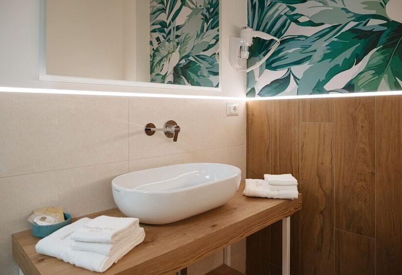 酒店 Albergo Diffuso Dimora Rossi Charme B&b