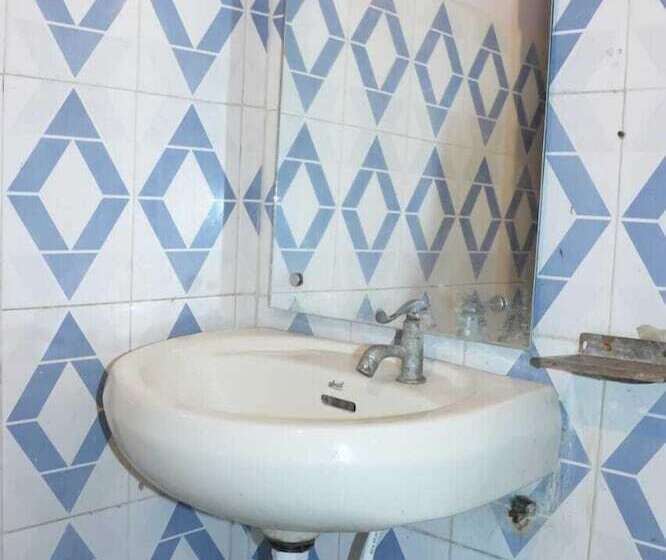 ホテル Ambika Palace By Shiwani Associate