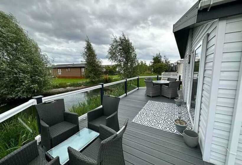 호텔 Meadows 50   Southview Holiday Park Skegness