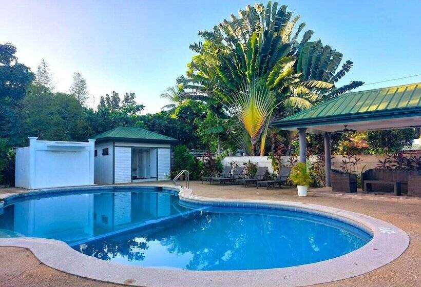 هتل Cabana Republic