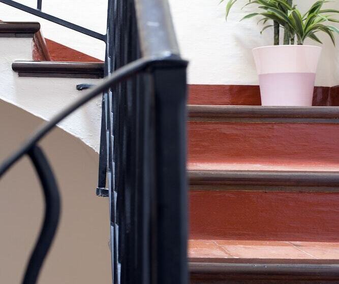 فندق Es Mercadal