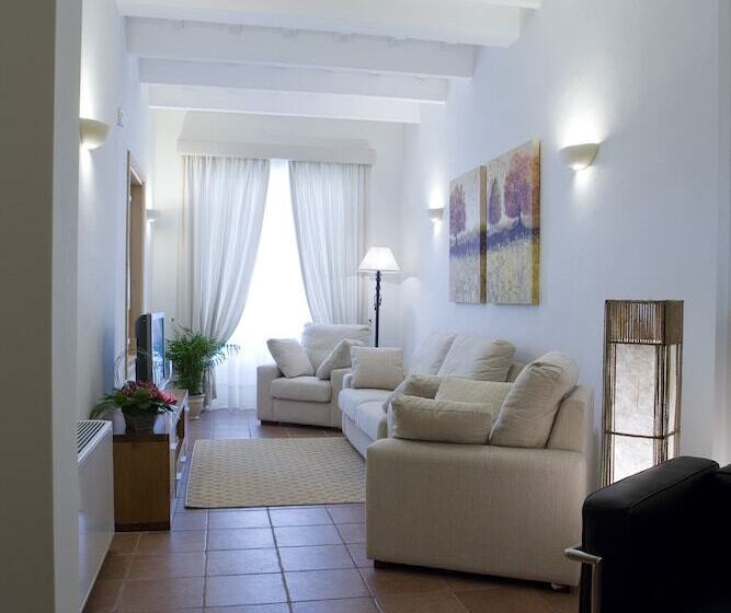 فندق Es Mercadal