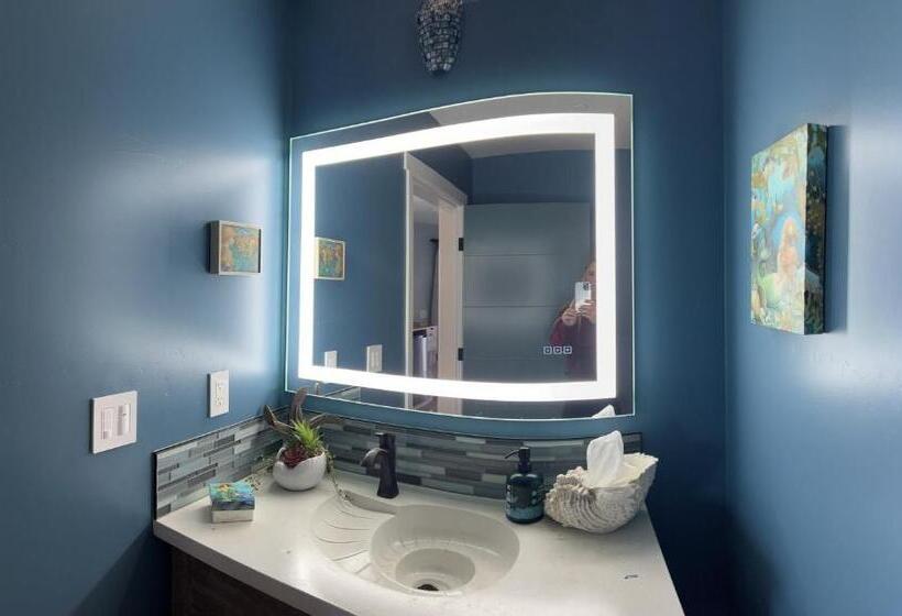 فندق Harborwalk Inn